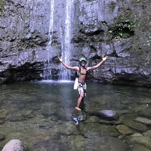 Meet your Posher, Naeem